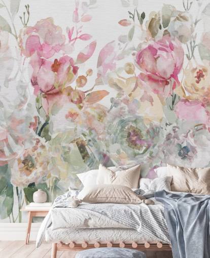 carta da parati murale floreale personalizzabile bianca e rosa chiamata Floral Confetti Collage di Carol Robinson