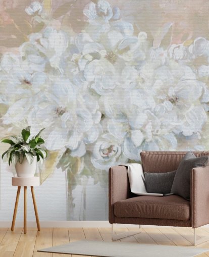 mural de papel de parede floral personalizável branco chamado Sun Bleached Bouquet para salas de estar e cozinhas