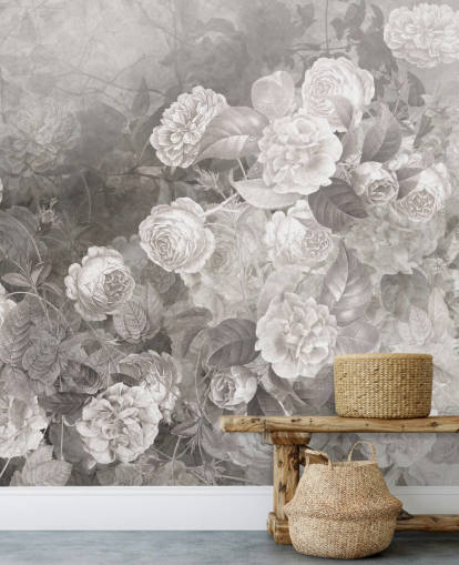 papier peint mural rose personnalisable en noir et blanc appelé A Kiss of Roses par Ms. Tiff pour les couloirs et les bureaux à domicile