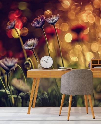 Lila Blumen gegen rote Blumen Wallpaper