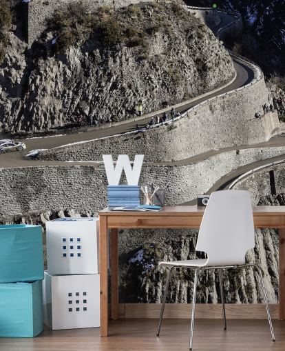 Personalisierbare Wandtapete mit dem Titel Mikko Hirvonen Hairpin Turn für Heimbüros und Männerhöhlen