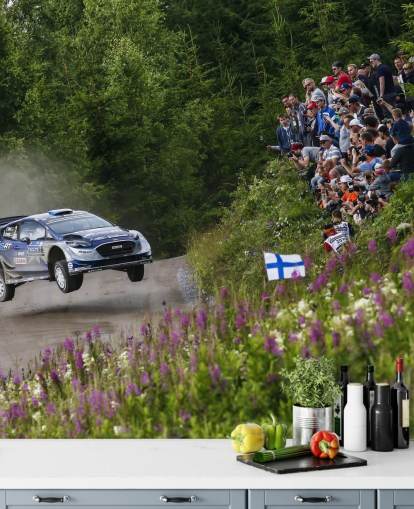carta da parati da rally personalizzabile chiamata Ott Tanak Finland 2017 per camere da letto, home office e altro