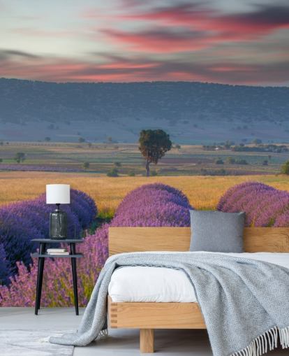 mural de pared campestre personalizable llamado Lavender Hills para dormitorios y salas de estar