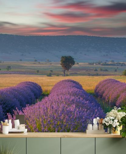 mural de pared campestre personalizable llamado Lavender Hills para dormitorios y salas de estar