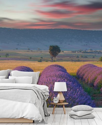 mural de pared campestre personalizable llamado Lavender Hills para dormitorios y salas de estar