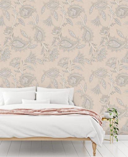 mural de papel de parede paisley personalizado em creme chamado Cream Indian Paisley da Bloomery Decor
