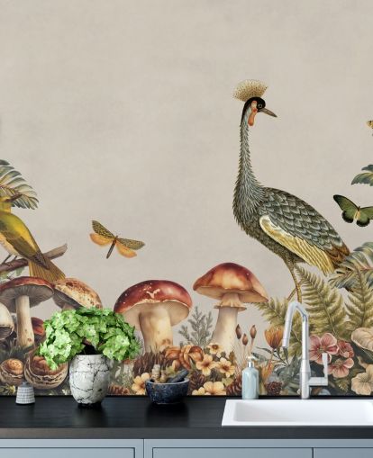 aanpasbare paddenstoelbehangmuurschildering genaamd Mushroom Forest Crane van Andrea Haase