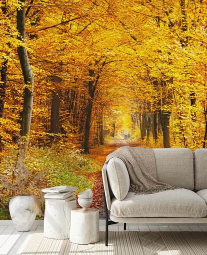 gul og orange skovtapet vægmaleri kaldet Autumn Forest with Yellow Leaves til lounger, hjemmekontorer og soveværelser