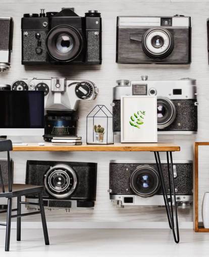 Black and White Collage of Vintage Cameras Wallpaper