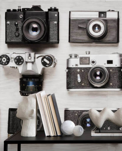 Black and White Collage of Vintage Cameras Wallpaper