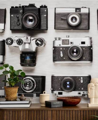 Black and White Collage of Vintage Cameras Wallpaper