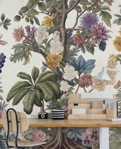 kleurrijke tuinmuurschildering genaamd Bountiful Garden van Marina Stupakova voor lounges en slaapkamers