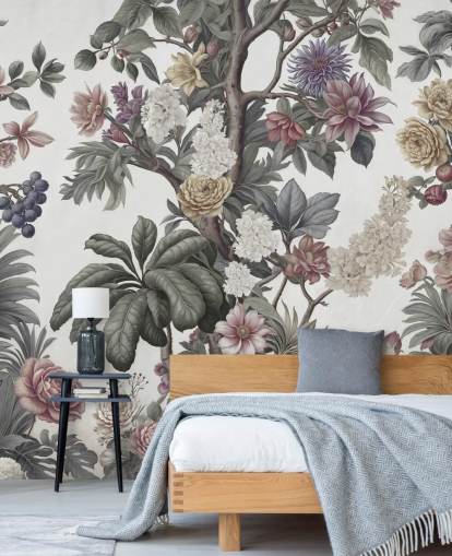 mural de papel de parede de jardim chamado Bountiful Garden II de Marina Stupakova para quartos e salas de estar