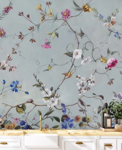 blå blommönster tapetväggmålning kallad Floral Heaven av Marina Stupakova för sovrum och vardagsrum