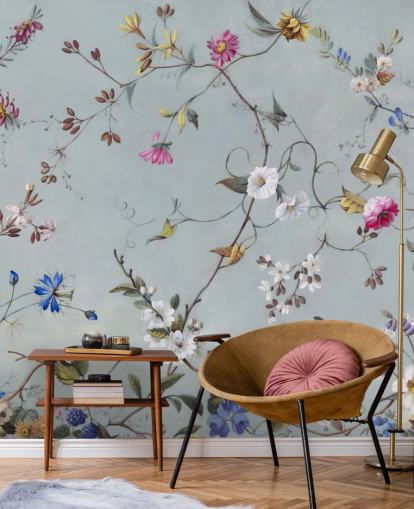 blå blomstermønster tapetmaleri kaldet Floral Heaven af Marina Stupakova til soveværelser og stuer