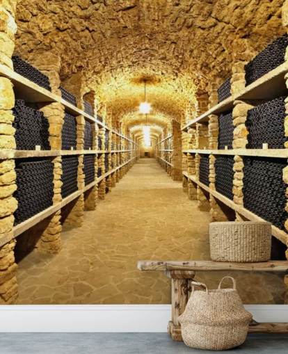 Fondo de pantalla de botellas de vino antiguas en la bodega antigua
