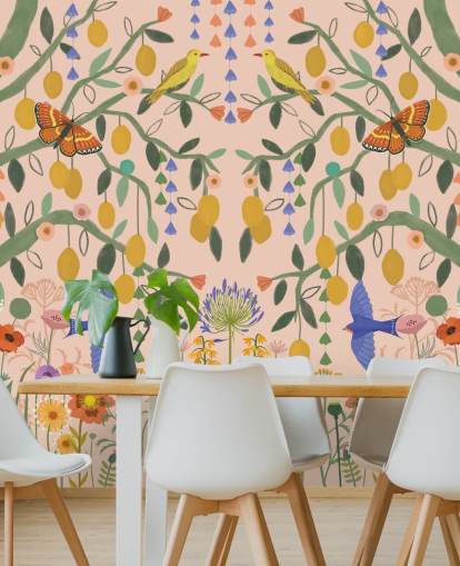 aanpasbare pastelkleurige tuinbehangmuurschildering genaamd Lemon Trees van Kate Merritt
