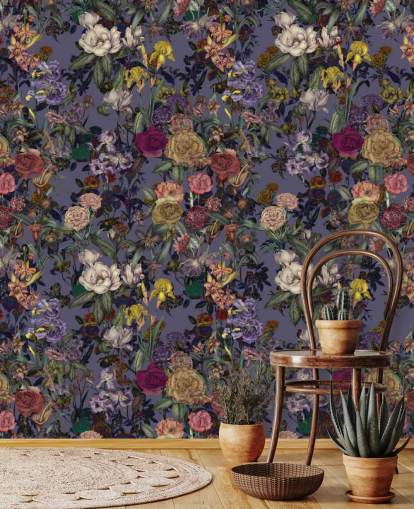 fargerikt blomstermønster veggmaleri kalt Flower Garden Extra Purple av Karina Eibatova