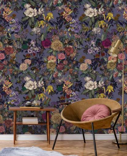 fargerikt blomstermønster veggmaleri kalt Flower Garden Extra Purple av Karina Eibatova fargerikt blomstermønster veggmaleri kalt Flower Garden Extra Purple av Karina Eibatova