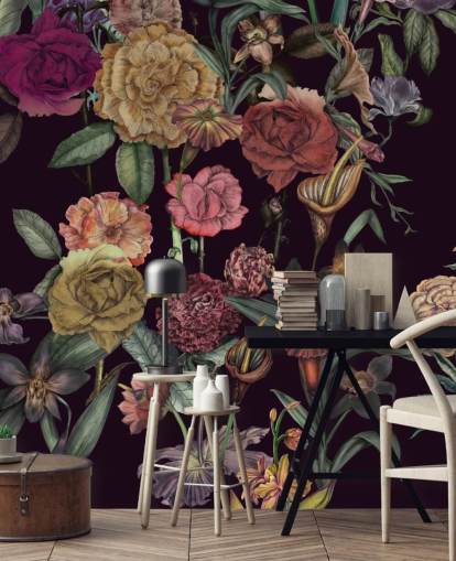 paarse bloemenbehangmuurschildering op maat genaamd Large Garden Blooms Violet van Karina Eibatova