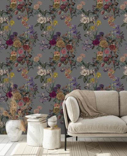 graues individuelles Blumenwandbild namens Grey Flower Garden von Karina Eibatova für Schlafzimmer und Flure