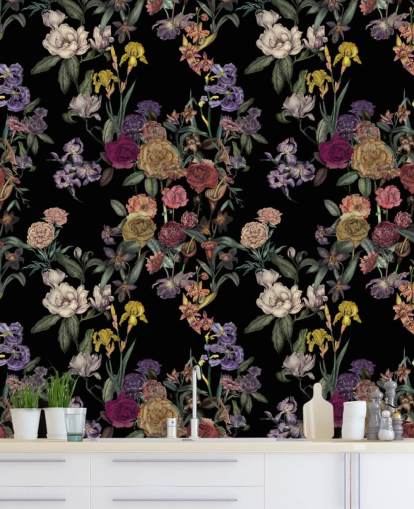 mural de pared negro personalizable con estampado floral llamado Obsidian Flower Garden de Karina Eibatova