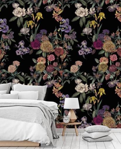 fresque murale noire à motif floral personnalisable appelée Obsidian Flower Garden par Karina Eibatova