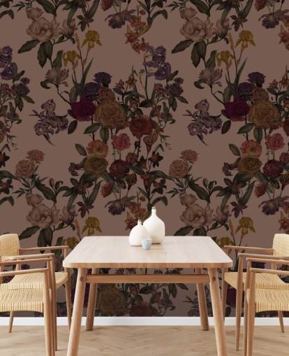 carta da parati murale floreale personalizzabile marrone chiamata Mocha Mousse Flower Garden di Karina Eibatova