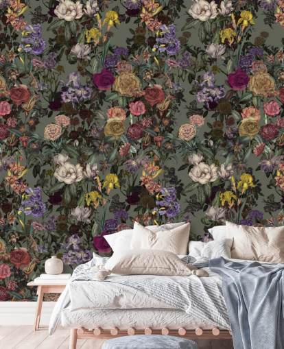 mural de pared verde personalizable con estampado floral llamado Light Green Flower Garden de Karina Eibatova