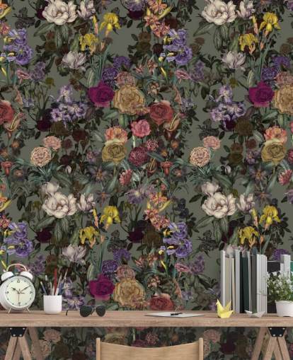 mural de pared verde personalizable con estampado floral llamado Light Green Flower Garden de Karina Eibatova