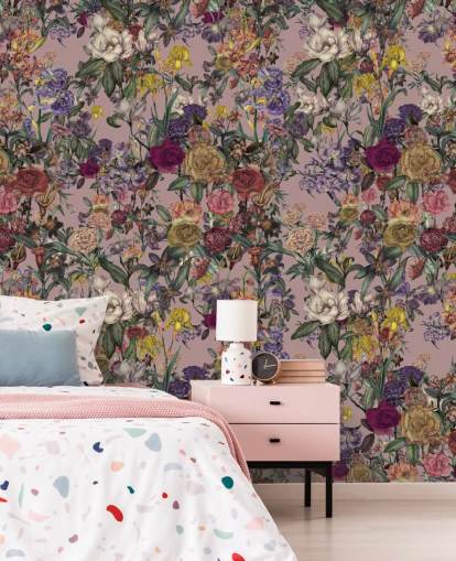 mural de parede floral personalizado rosa chamado Pink Flower Garden de Karina Eibatova para quartos