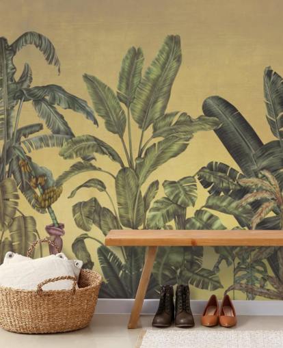 Personalisierbares Wandbild mit Dschungelblättern in Grün und Gold namens Jungle Canopy Gold von Karina Eibatova