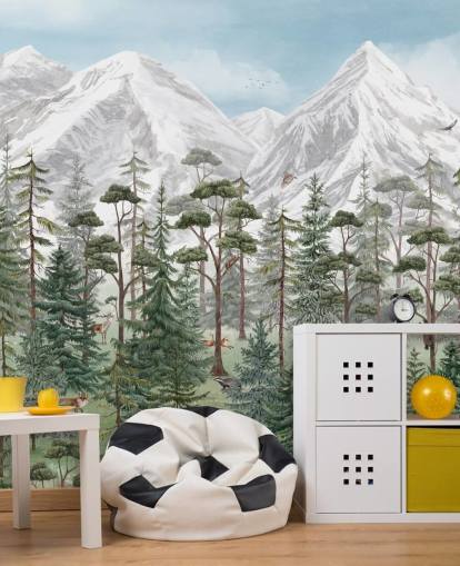 anpassningsbar barnväggmålning kallad Mountain Forest av Kikki Belle för sovrum