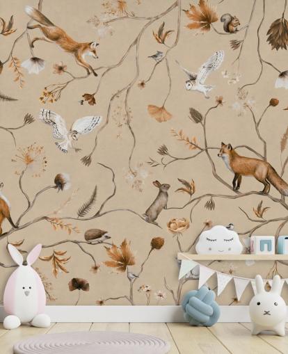 aanpasbare bosbehangmuurschildering voor kinderen genaamd Playful Forest - Beige van Kikki Belle