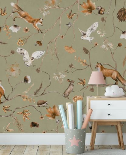 Grünes, anpassbares Wald-Wandbild für Kinder mit dem Titel Playful Forest — Green von Kikki Belle