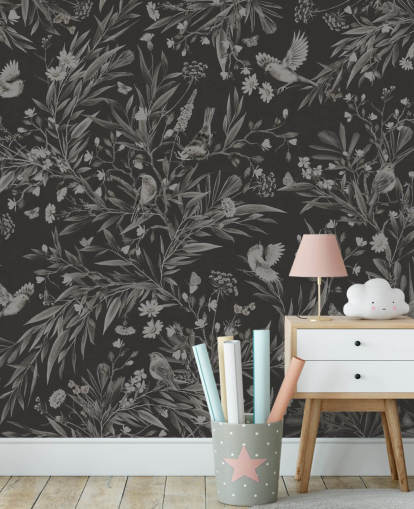 murale nero personalizzato per camerette chiamato Playful Robins - Monochrome Black di Kikki Belle per sale giochi