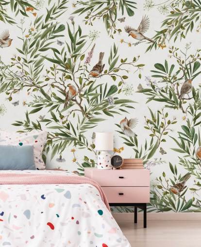 mural personalizado blanco y verde para dormitorio infantil llamado Playful Robins - White de Kikki Belle