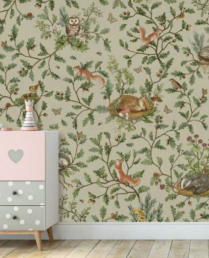 murale per camera da letto per bambini personalizzabile verde e marrone chiamato Playful Woods - Green by Kikki Belle