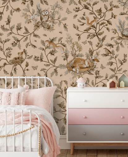 beige aanpasbare kinderkamermuurschildering genaamd Playful Woods - Vintage Beige van Kikki Belle