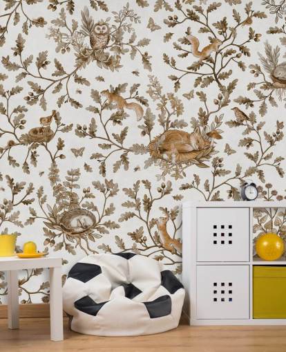 hvid og brun brugerdefineret vintage børnevægmaleri kaldet Playful Woods - Vintage White af Kikki Belle