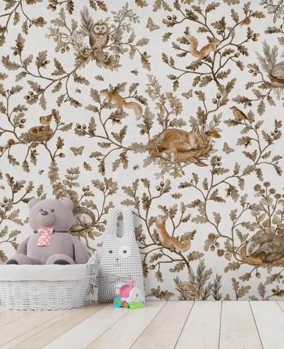 murale per bambini vintage personalizzato bianco e marrone chiamato Playful Woods - Vintage White di Kikki Belle