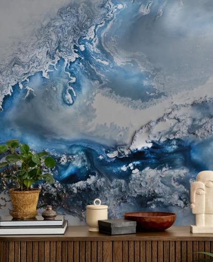 mural de papel pintado abstracto personalizable en blanco y azul llamado Arctic Waters de Petra Meikle de Vlas