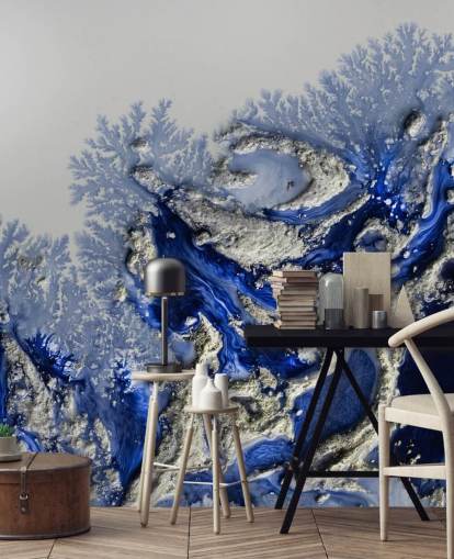 fresque murale personnalisée bleu foncé et or appelée Azure Escape de Petra Meikle de Vlas pour les chambres et les salles de bain