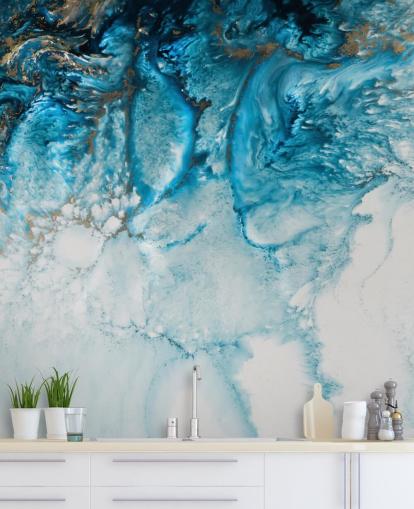 fresque murale abstraite personnalisable bleue, dorée et blanche intitulée Coastal Blues par Petra Meikle De Vlas