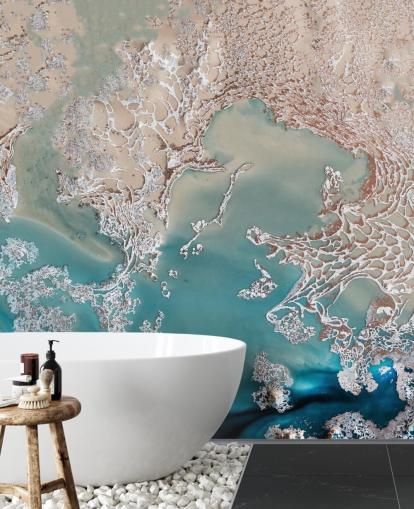 Maßgeschneidertes abstraktes Wandbild aus Roségold und Blau namens Coastal Harmony von Petra Meikle de Vlas