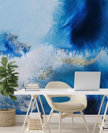 blaues personalisierbares abstraktes Ozean-Wandbild namens Floating Reef von Petra Meikle de Vlas für Badezimmer und Wohnzimmer