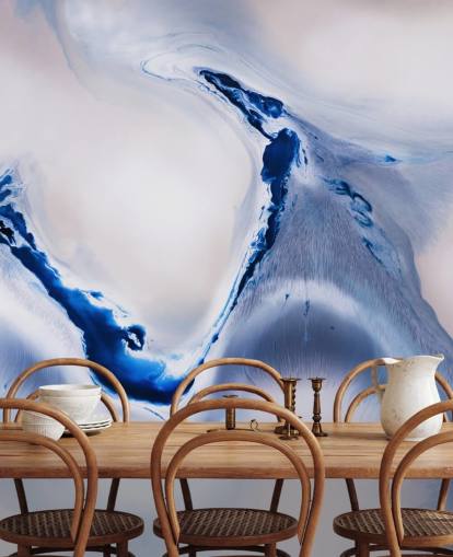 mural abstracto personalizable en blanco y azul llamado Gentle Flow de Petra Meikle de Vlas