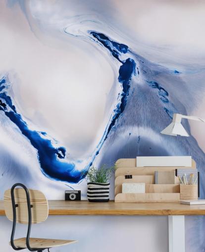 mural abstrato personalizável em azul e branco chamado Gentle Flow de Petra Meikle de Vlas