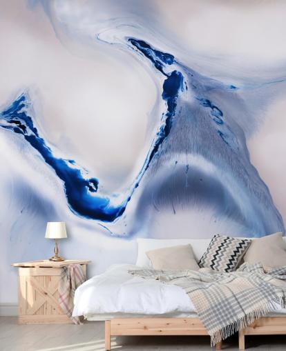 peinture murale abstraite personnalisable bleue et blanche appelée Gentle Flow de Petra Meikle de Vlas peinture murale abstraite personnalisable bleue et blanche appelée Gentle Flow de Petra Meikle de Vlas