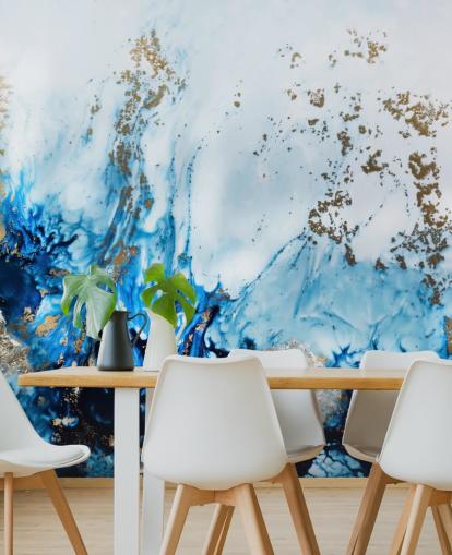 murale astratto personalizzabile blu e oro chiamato Gently Drifting per camere da letto, salotti e bagni